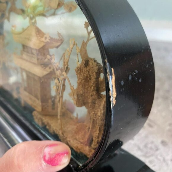 Cork Art Diorama: Intricate Chinoiserie Sculpture with Cranes - Picture 2 of 10